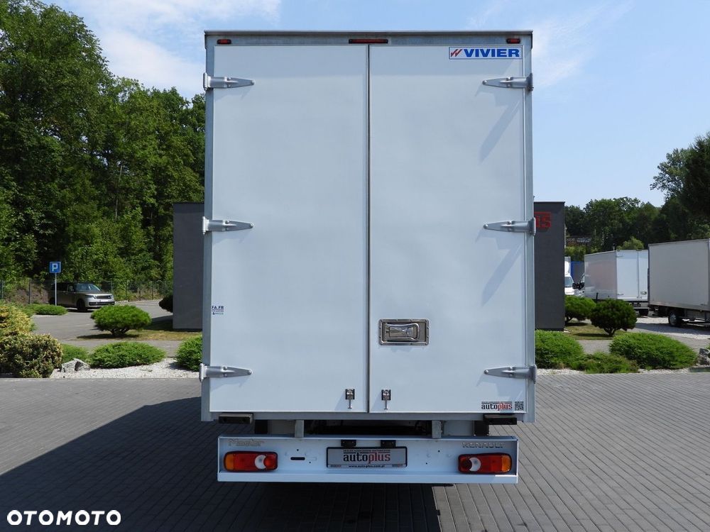 Renault MASTER KONTENER 8 PALET TEMPOMAT LEDY KLIMATYZACJA  165KM - 11