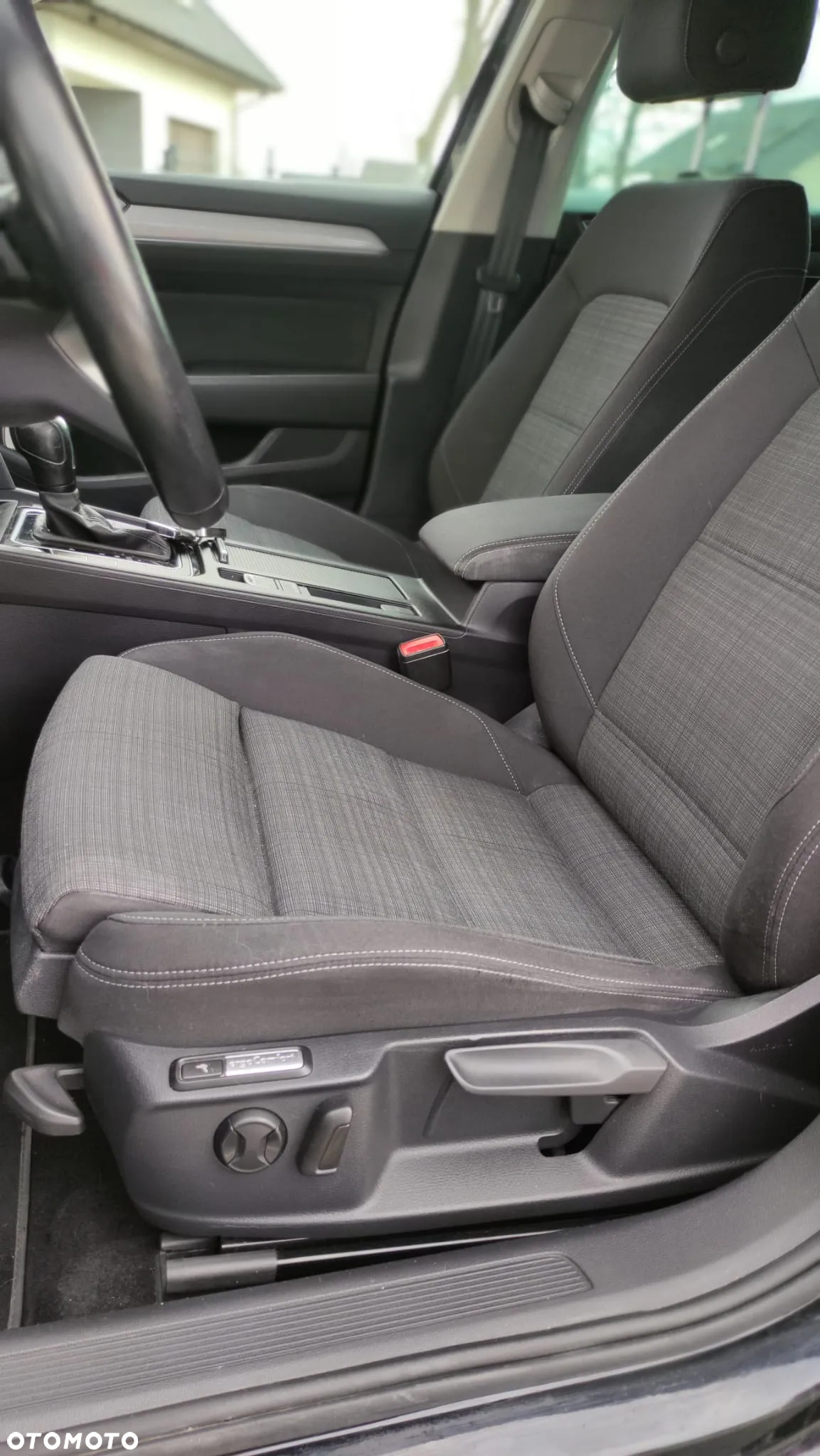 Volkswagen Passat 2.0 TDI EVO Business DSG - 18