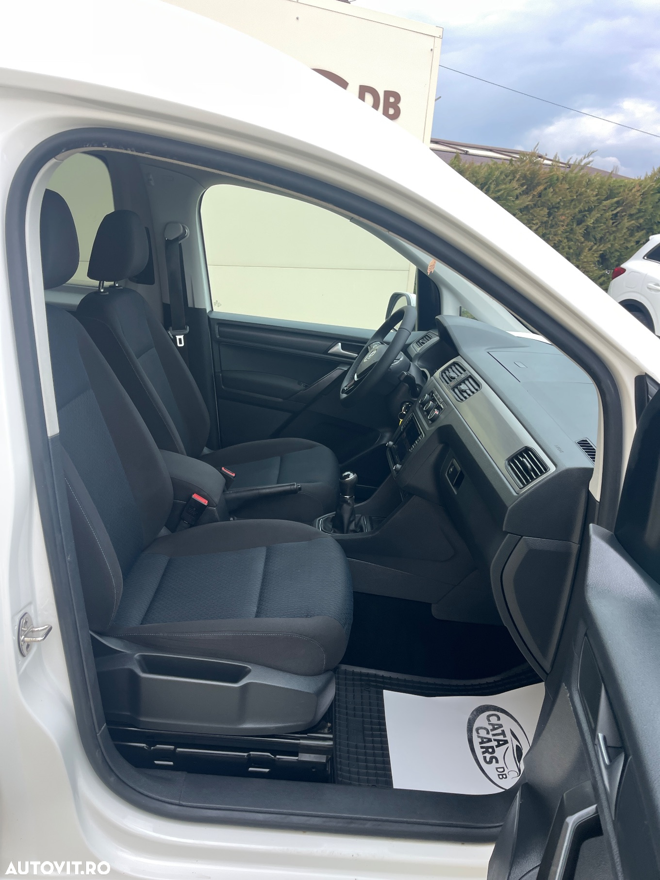 Volkswagen Caddy 2.0 TDI (7-Si.) 4MOTION Maxi Comfortline - 23
