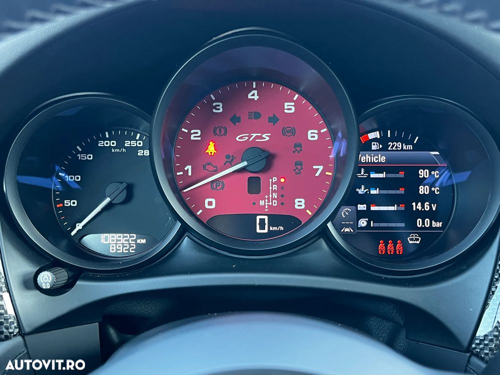 Porsche Macan - 17