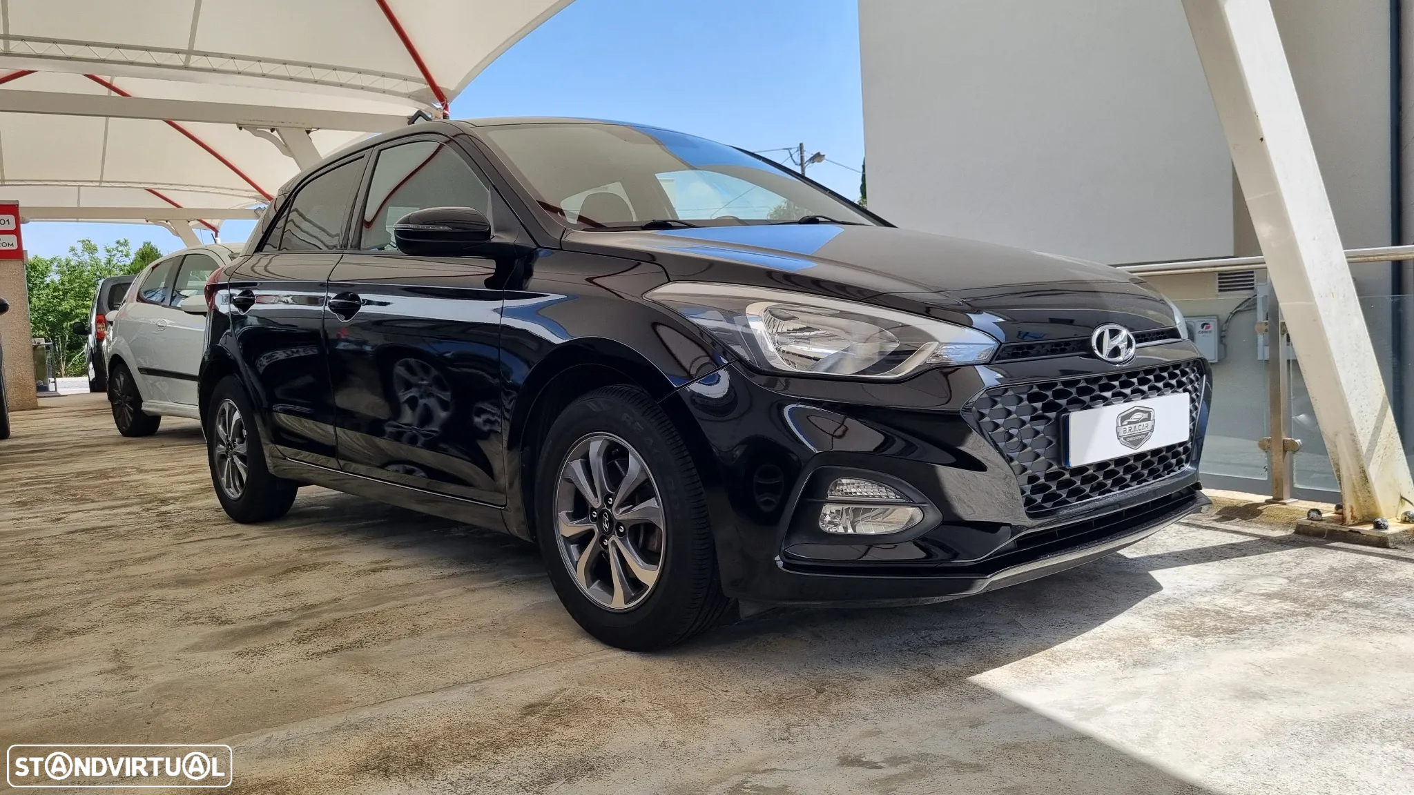 Hyundai i20 - 15
