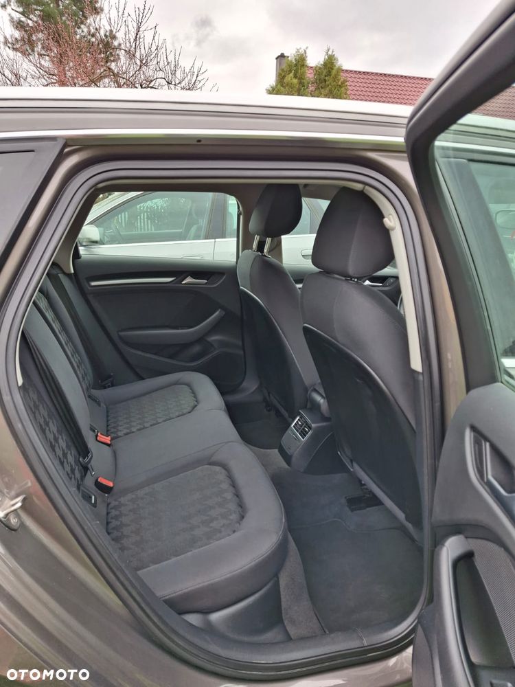 Audi A3 Sportback 1.6 TDI Ambition - 5