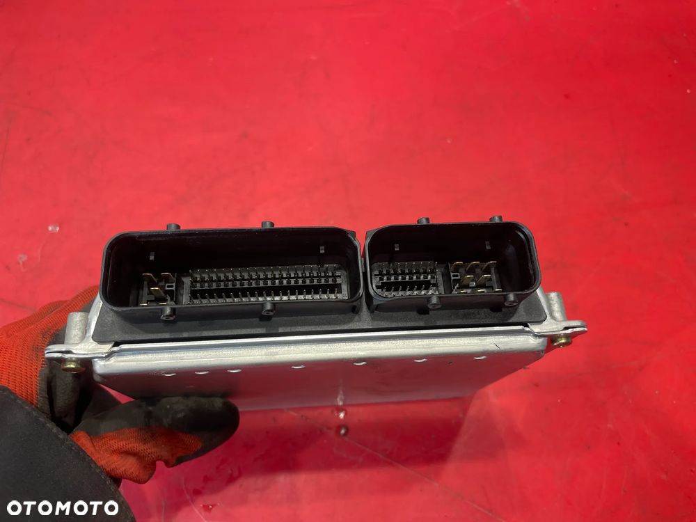 Sterownik silnika Audi A4 B5 3B0907551Q - 3