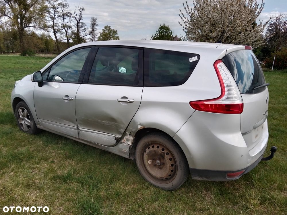 Renault Scenic 1.5 dCi Dynamique EDC - 5