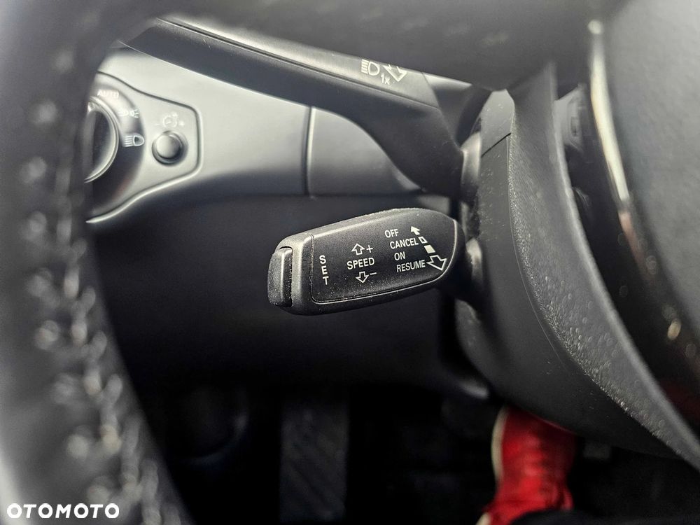 Audi A4 Avant 2.0 TDI DPF quattro S tronic S line Sportpaket - 23