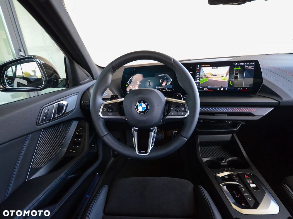 BMW Seria 1 120i M Sport - 31