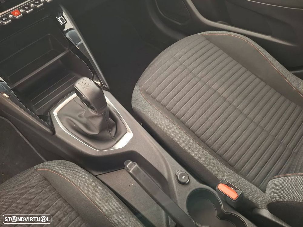 Peugeot 208 1.2 PureTech Active Pack - 17