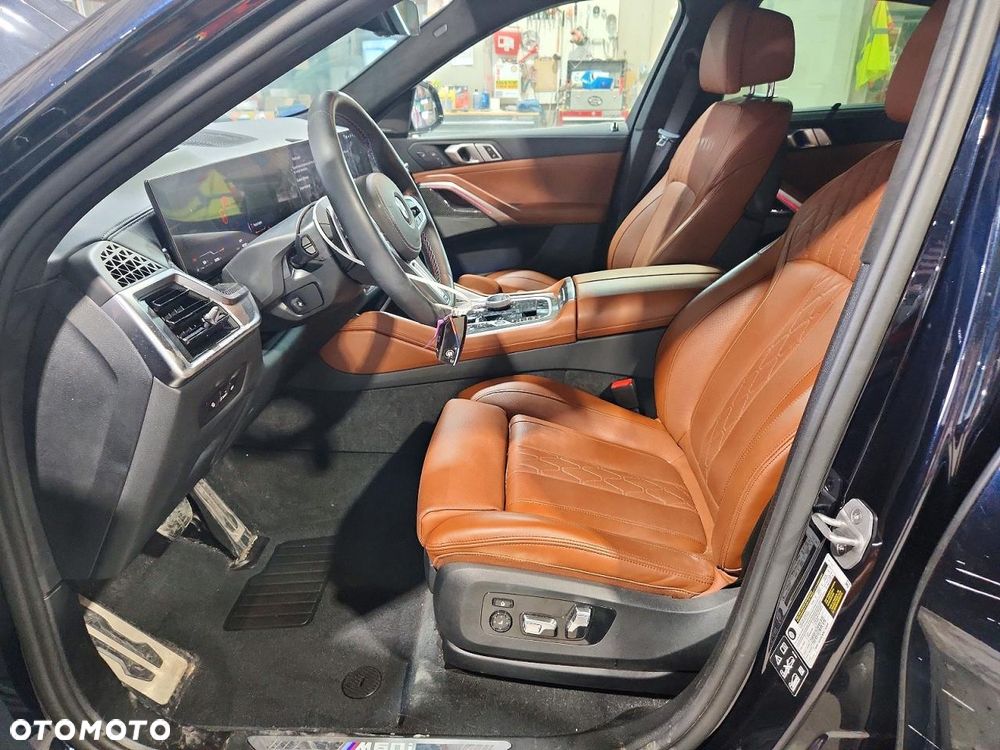 BMW X6 M50i - 8