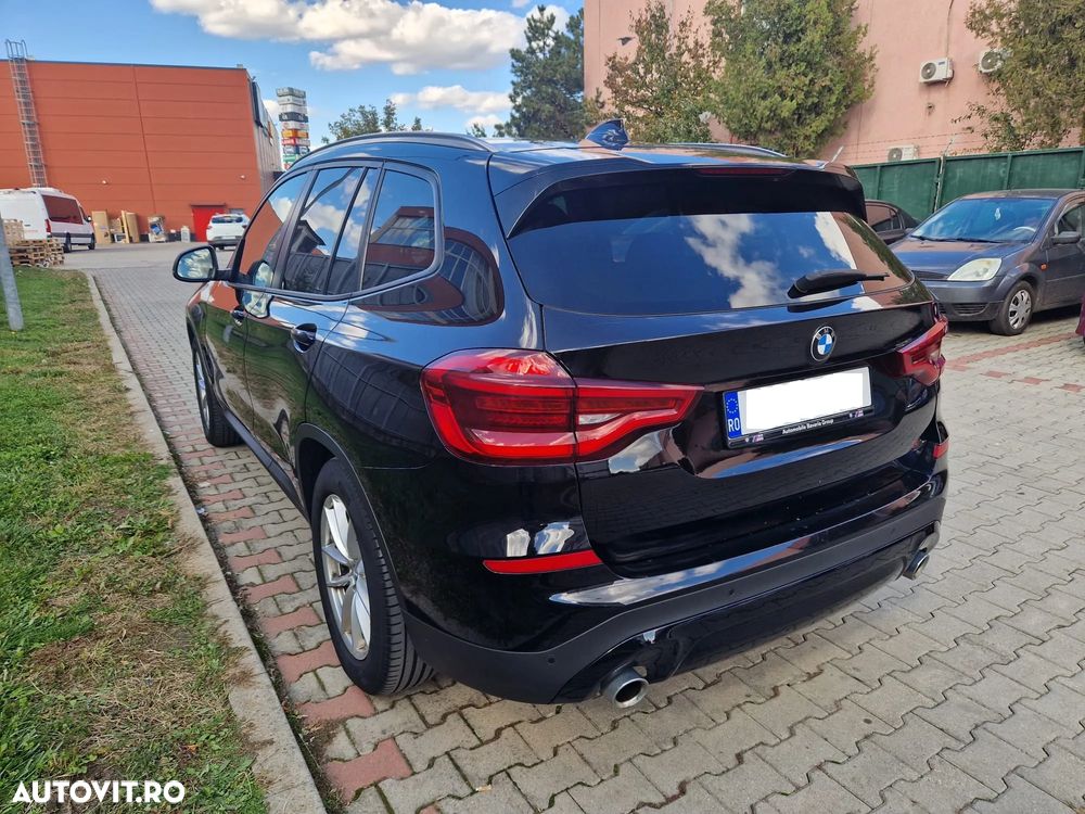 BMW X3 xDrive20d AT xLine - 6