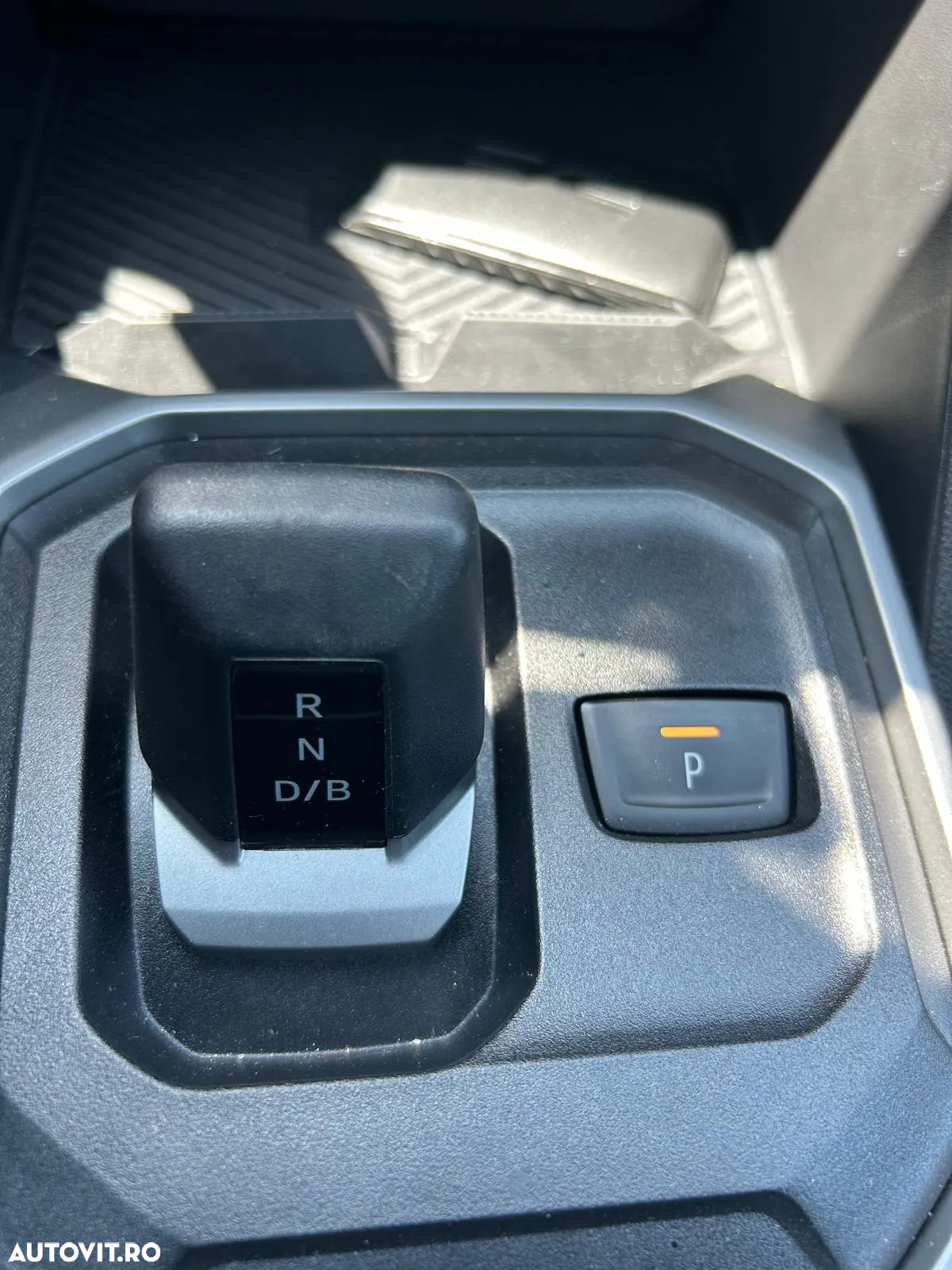 Dacia Duster HEV 140 Journey - 7