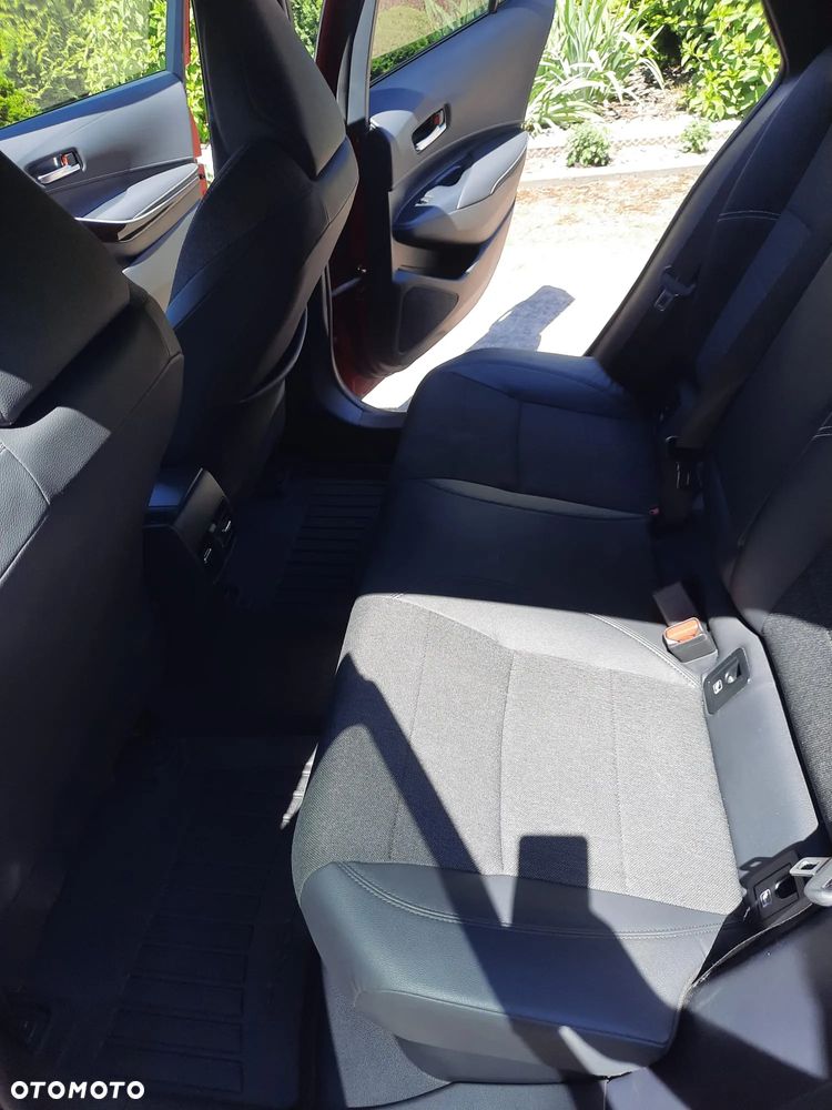 Toyota Corolla 1.8 Hybrid Active - 17