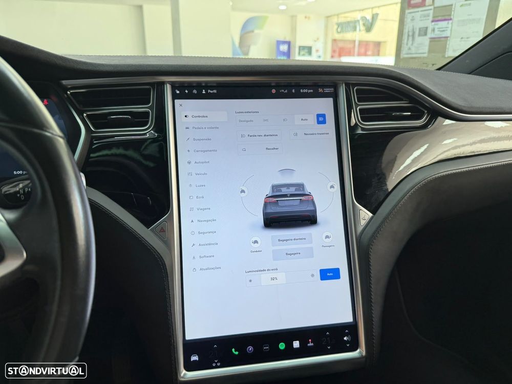 Tesla Model X 100D - 20