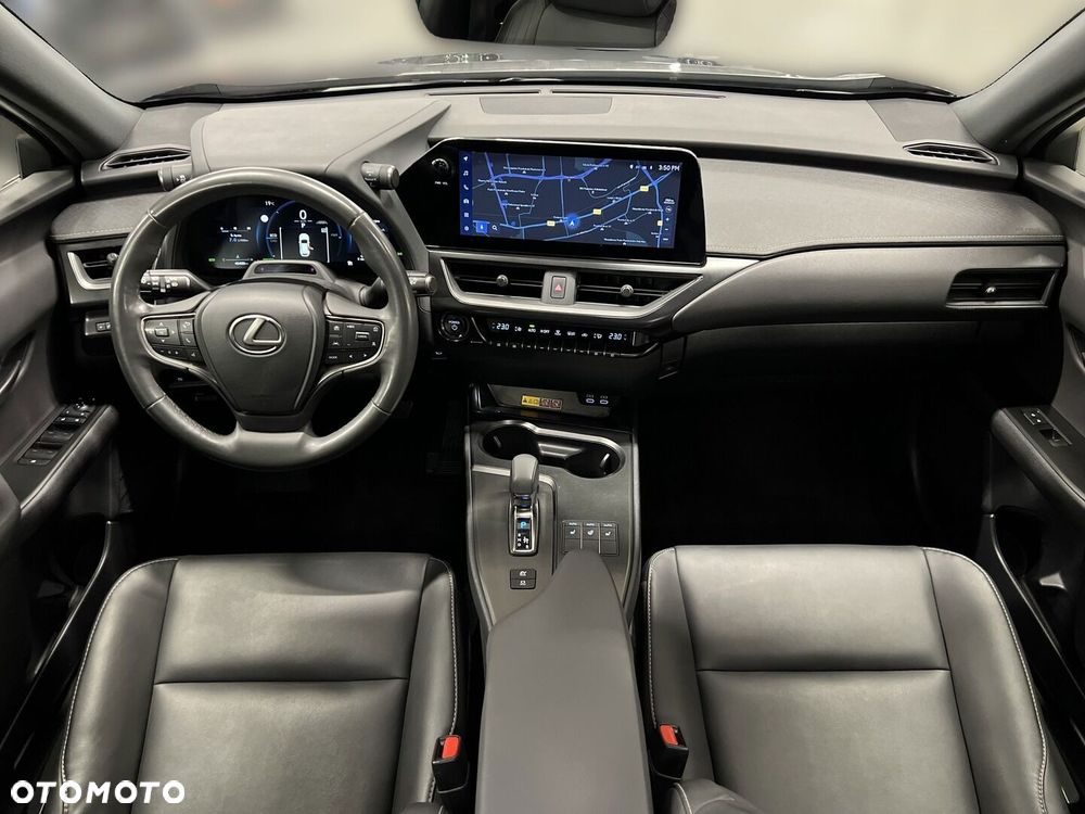 Lexus UX 300h F Sport Design - 15