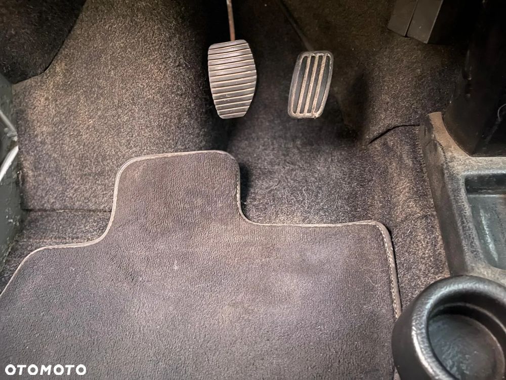 Microcar MC - 22