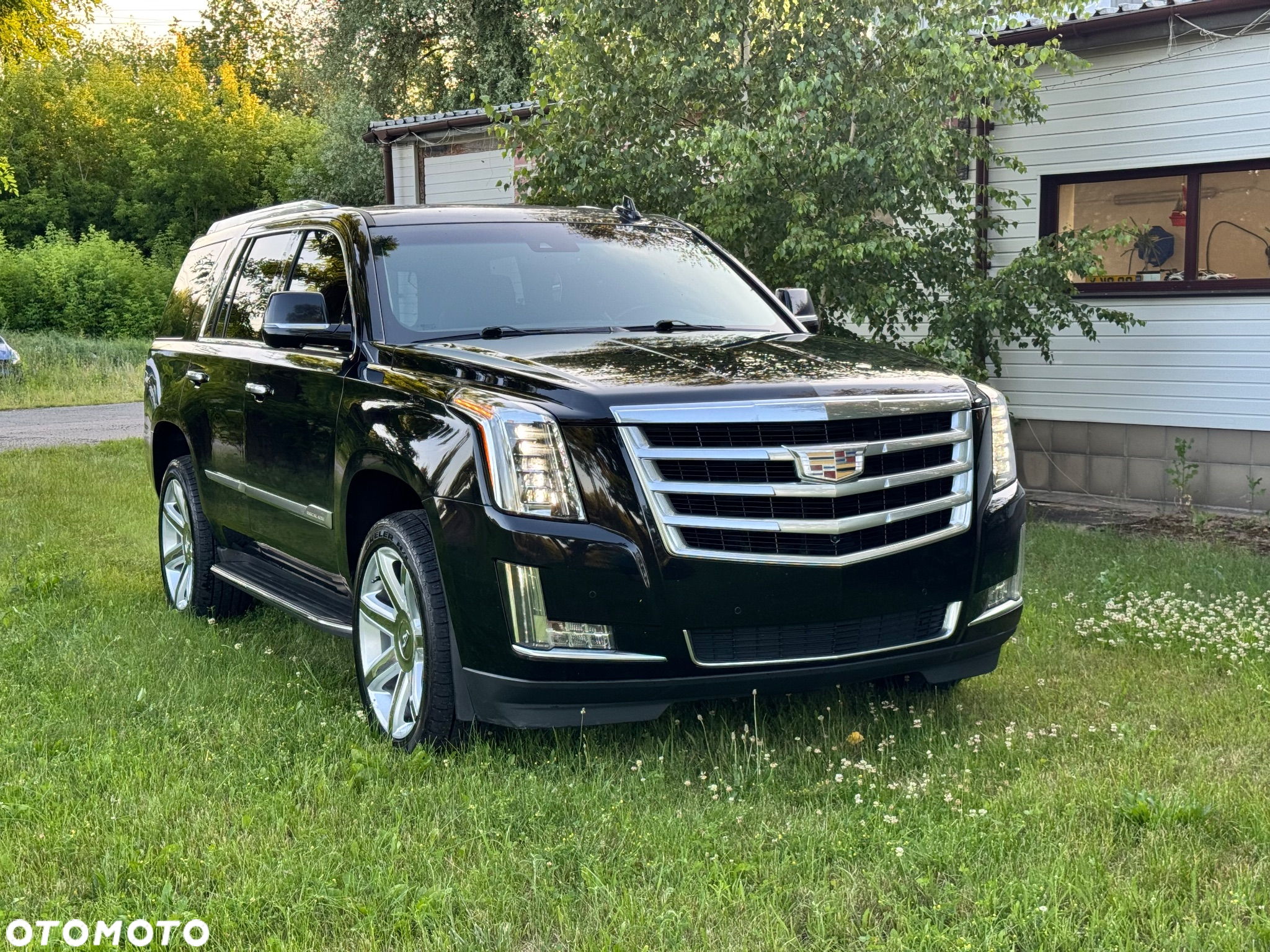 Cadillac Escalade 6.2 V8 AWD AT Premium - 17