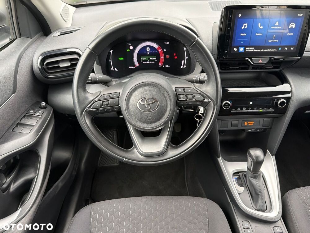Toyota Yaris Cross - 13