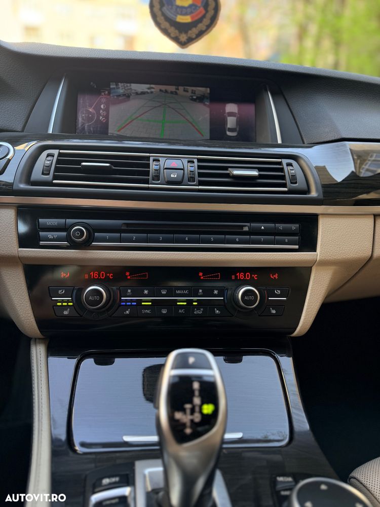 BMW Seria 5 530d xDrive - 6