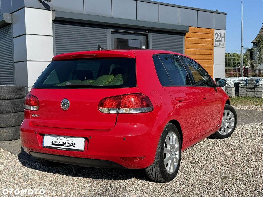 Volkswagen Golf - 8