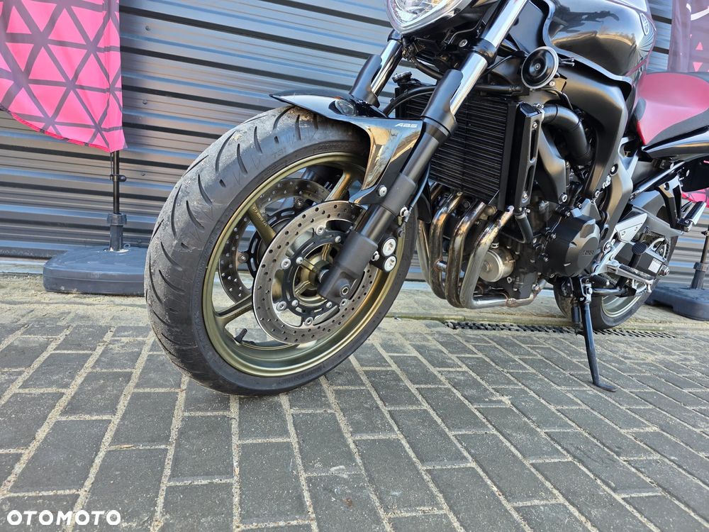 Yamaha FZ6 - 13