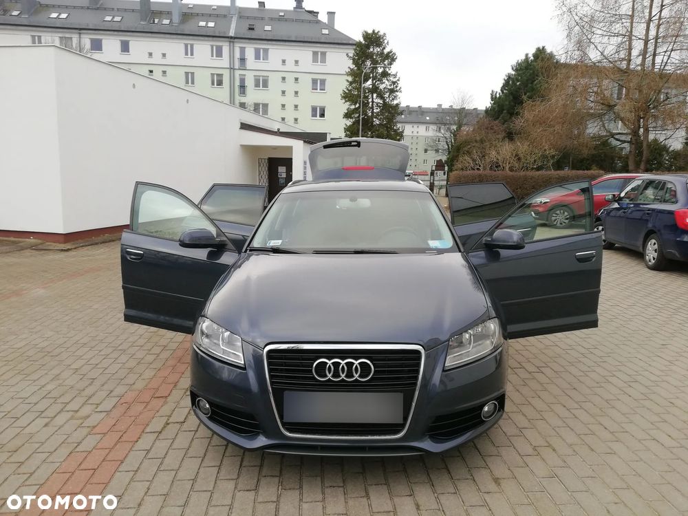Audi A3 Sportback 1.8 TFSI Ambiente - 3