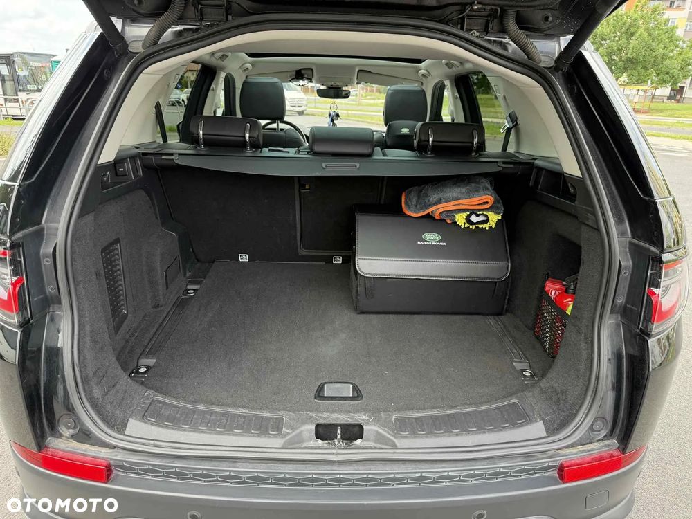 Land Rover Discovery Sport P250 SE - 8