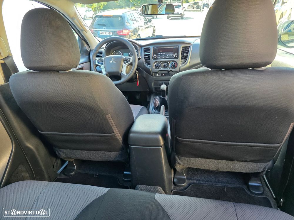 Mitsubishi L200 2.4 DI-D CD Invite 2WD - 21