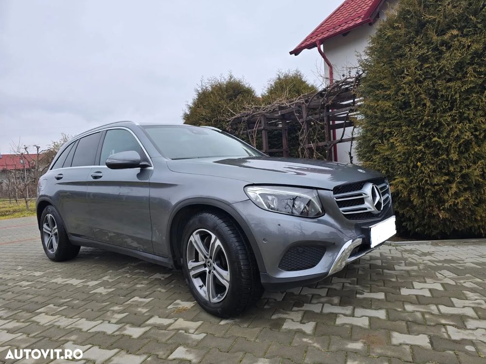 Mercedes-Benz GLC - 1