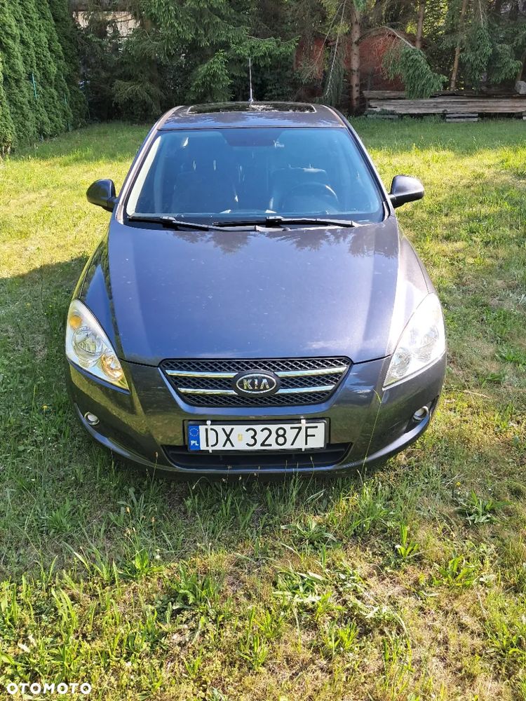 Kia Ceed 1.4 Comfort + - 1