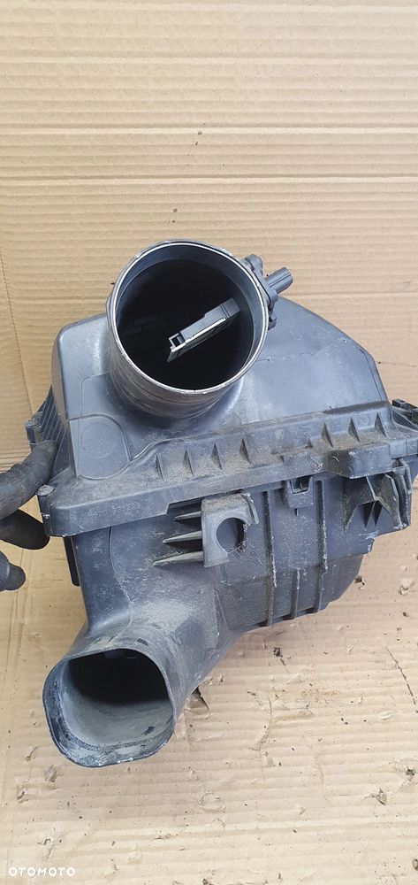 Obudowa filtra powietrza Opel Vivaro B Trafic III 1.6 DCI 165009078R 93867738 - 5