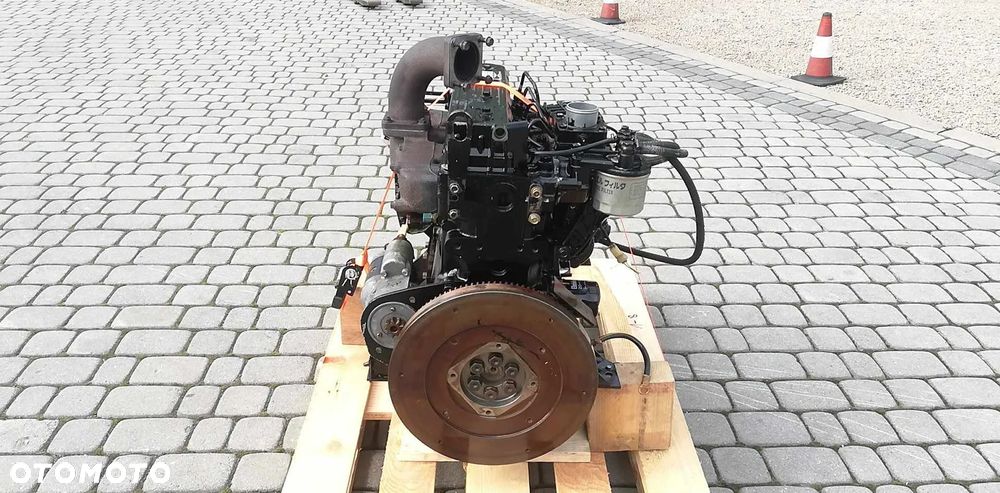 SILNIK YANMAR 4TNE98 51,5 kW 12 600 zł netto - 6