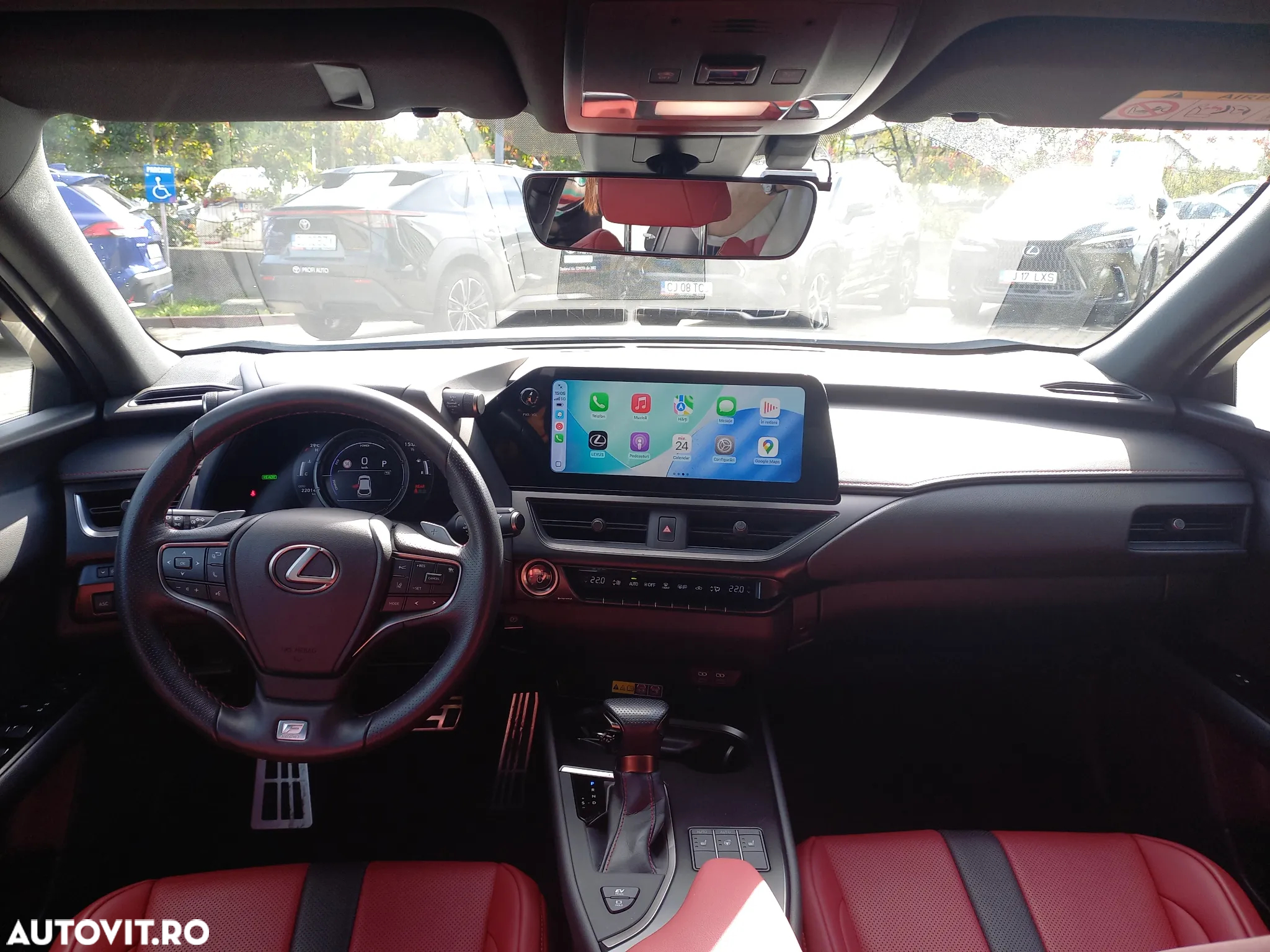 Lexus UX 250h 2.0L HEV 20H- (178 HP) 4X4 CVT F Sport - 14
