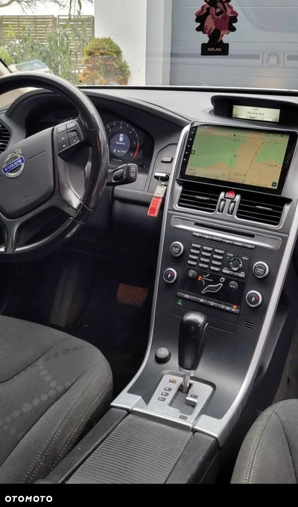 Volvo XC 60 D3 Momentum - 5