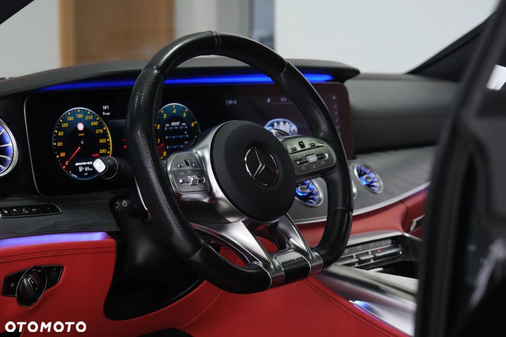 Mercedes-Benz AMG GT 63 4Matic+ Speedshift MCT 9G - 22