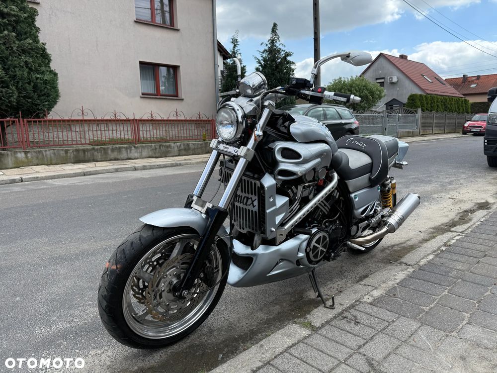 Yamaha V-MAX - 3