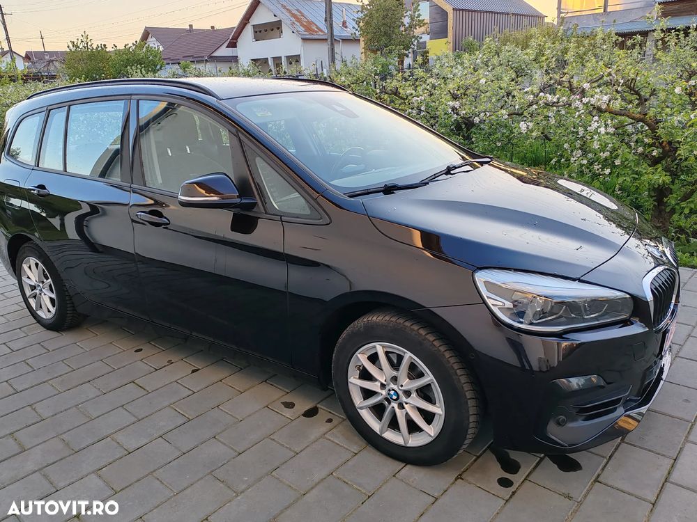 BMW Seria 2 216d Sport Line - 9