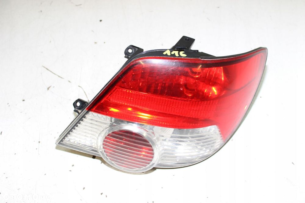 SUBARU IMPREZA II KOMBI LAMPA PRAWA TYŁ TYLNA - 6