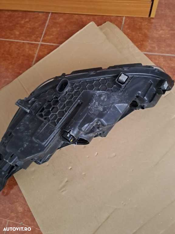 Far dreapta Hyundai i30 an 2017-2020 original cod 92102G4020 - 6