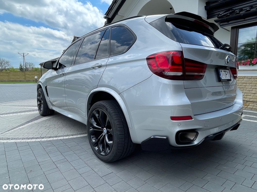 BMW X5 xDrive50i Sport-Aut - 7
