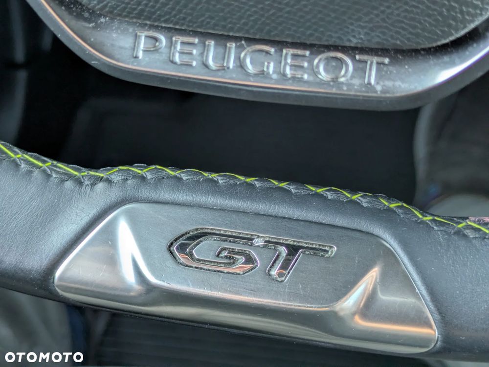 Peugeot 2008 1.2 PureTech GT Line S&S EAT8 - 26
