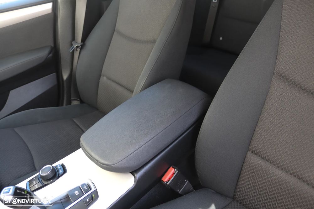 BMW X3 18 d sDrive Auto - 18