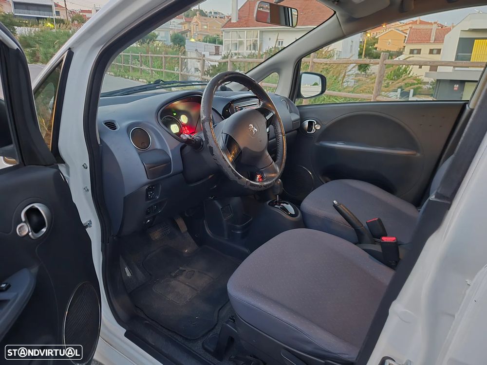 Peugeot iOn Standard - 9