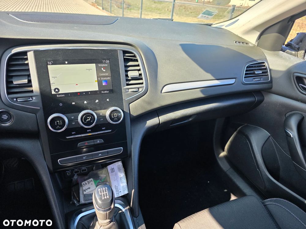 Renault Megane 1.5 Blue dCi Intens - 25