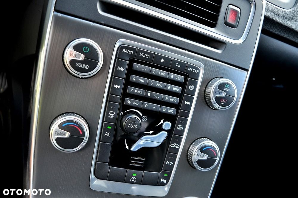Volvo S60 D2 Drive-E Momentum - 16
