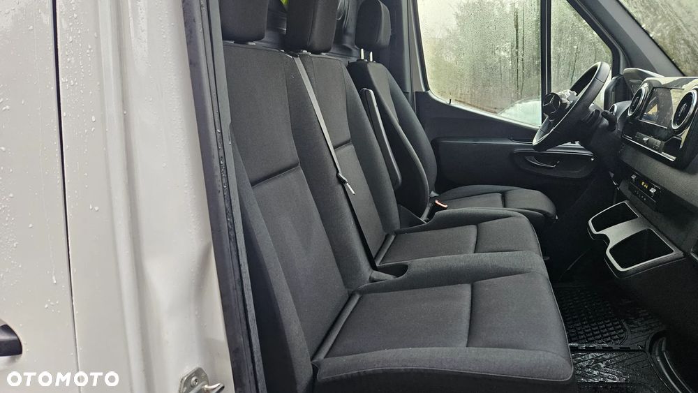 Mercedes-Benz sprinter - 29