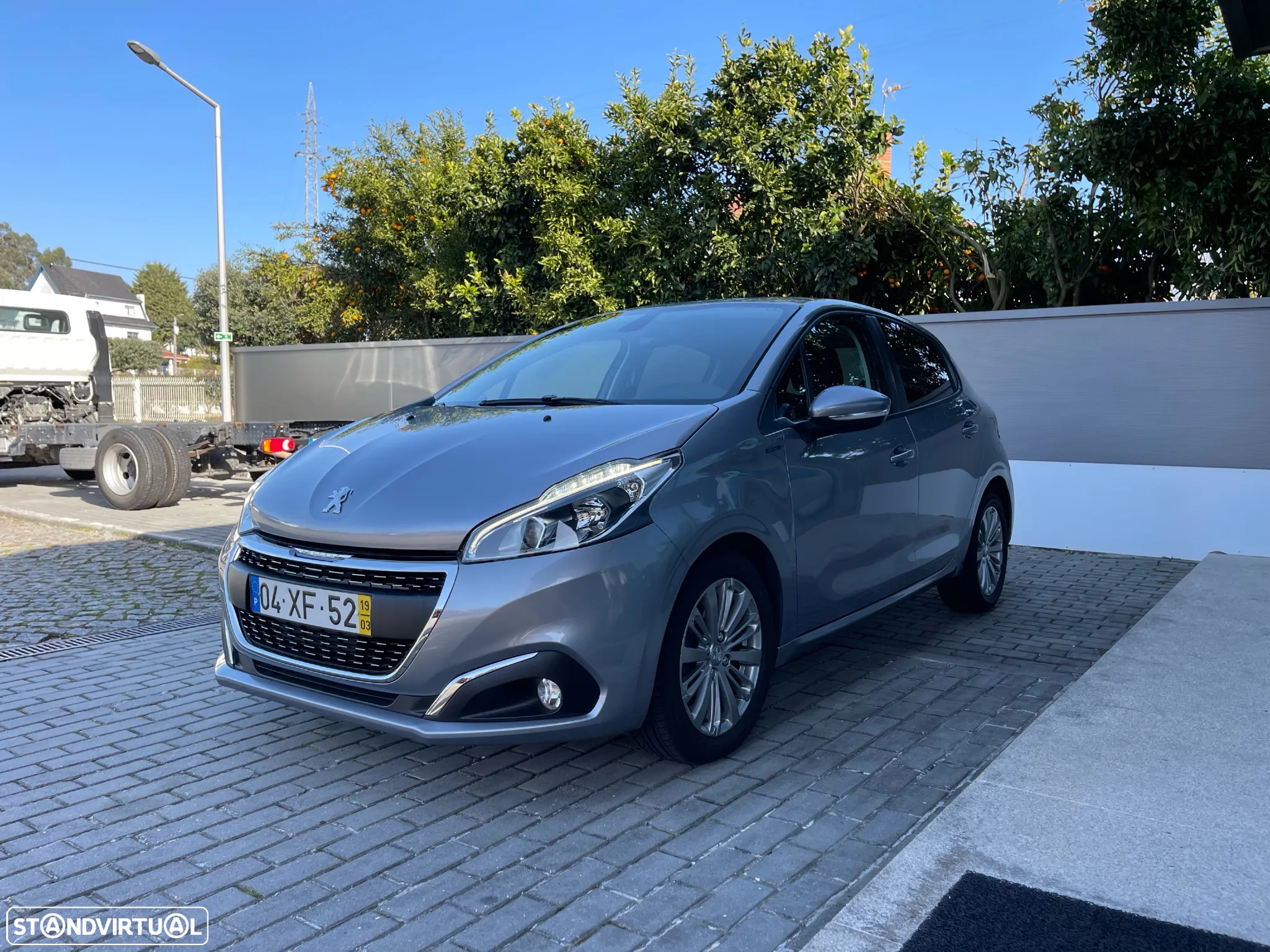 Peugeot 208 1.2 PureTech Signature - 3