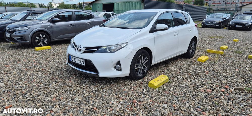 Toyota Auris - 3