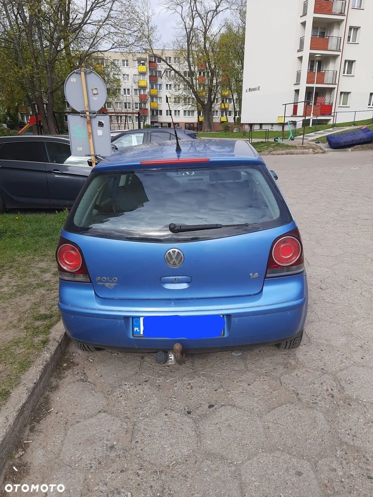 Volkswagen Polo 1.4 Comfortline - 4