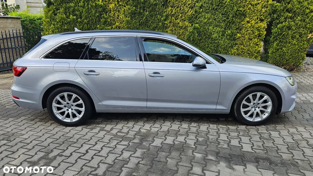 Audi A4 Avant 2.0 TDI S tronic - 10