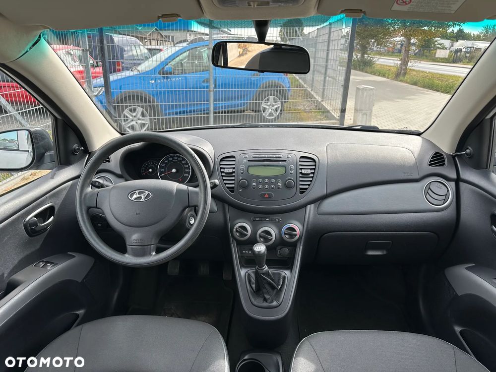 Hyundai i10 1.1 Premium - 12