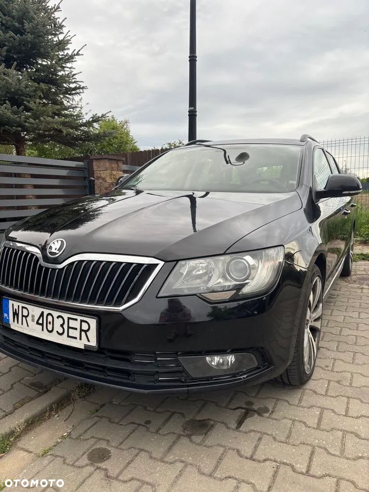 Skoda Superb ver-iii-combi-diesel-active - 6